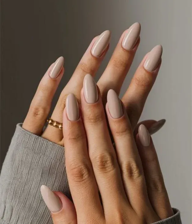 Acrylic Nail Extension – With Gel Polish