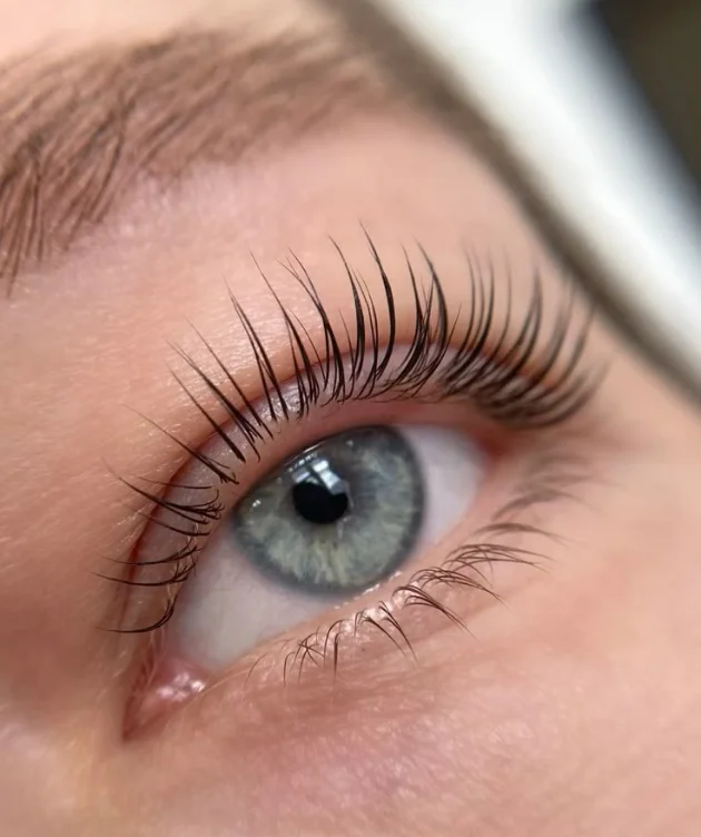 Eyelash Lift